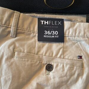 Tommy Hilfiger Men's Khaki Chinos   NWT